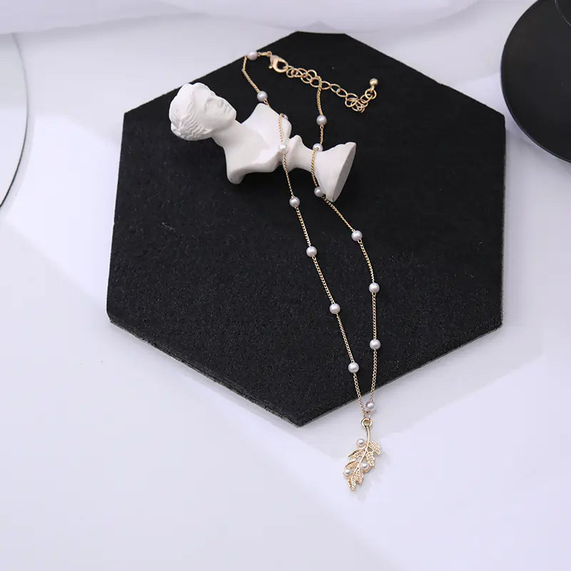 Fashion Leaf Necklace for Women - Stylish Sweater Chain