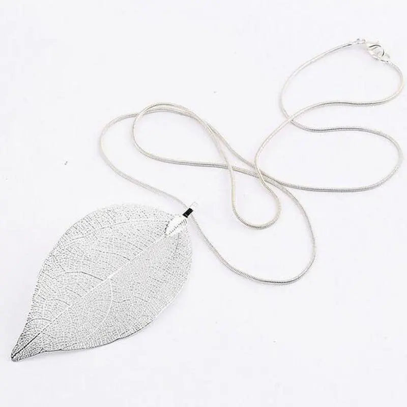Energy Leaf Necklace — Real Leaf, Gold-Plated, Energy for Confidence & Abundance