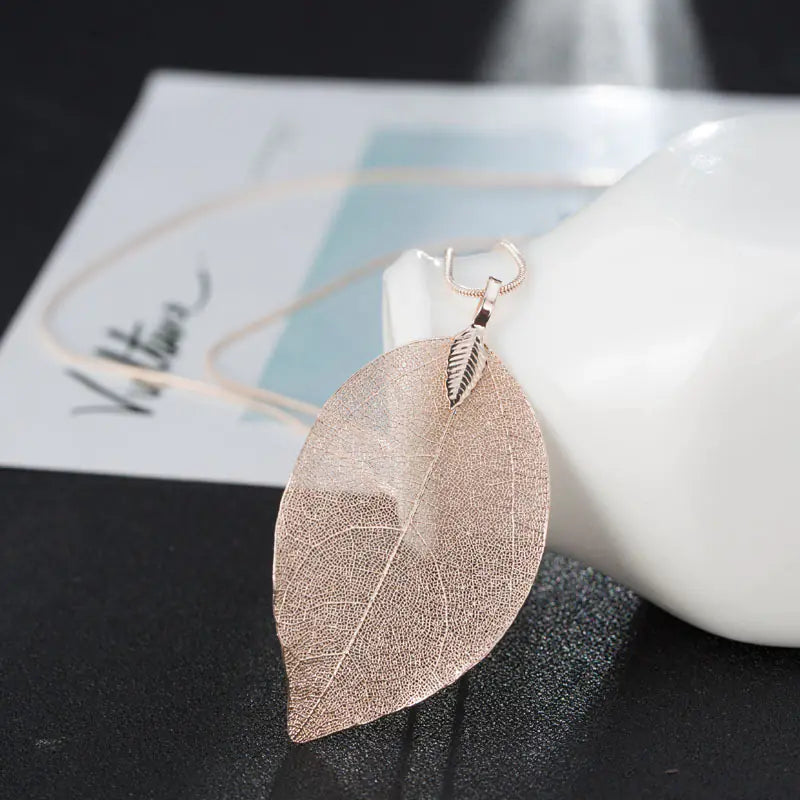 Energy Leaf Necklace — Real Leaf, Gold-Plated, Energy for Confidence & Abundance
