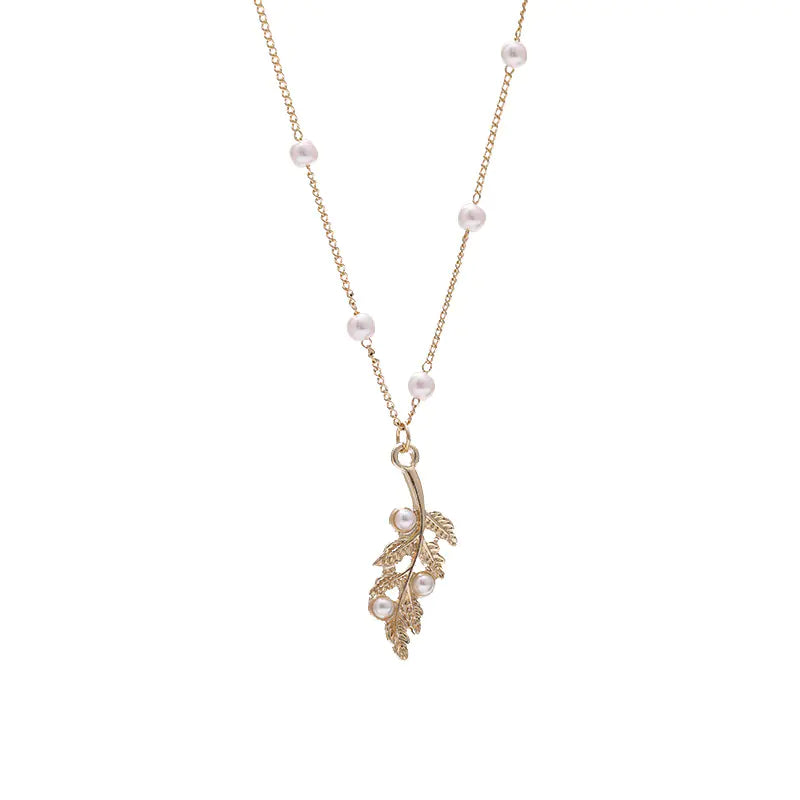 Fashion Leaf Necklace for Women - Stylish Sweater Chain